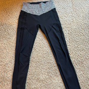 Lululemon women's Align tights. Black with black/white waistband. Size 6.